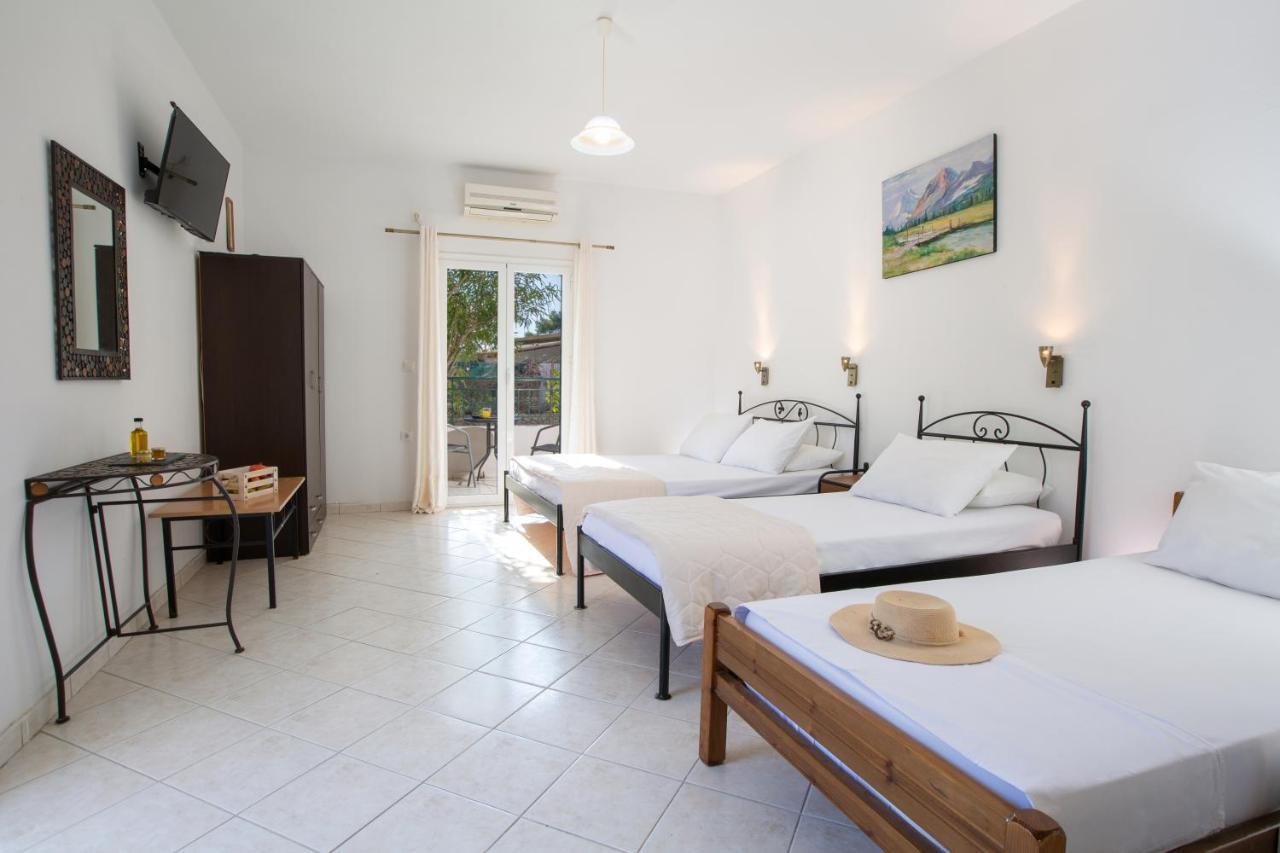 Spacious Studios Lefkada Mountain View Near Beach Dragano Exterior photo